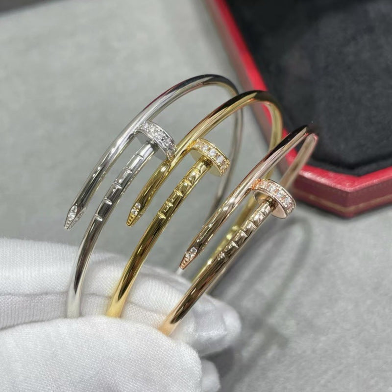 Thick Plating Head and Tail Diamond Bracelet