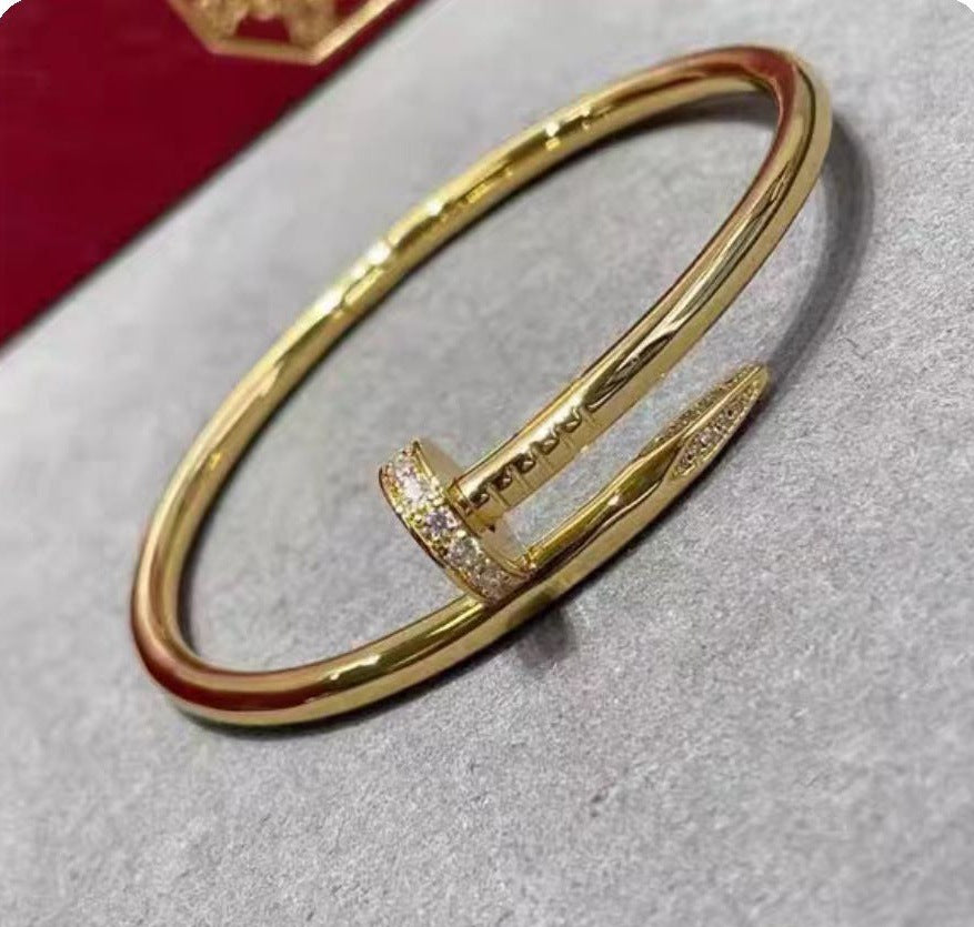 Thick Plating Head and Tail Diamond Bracelet
