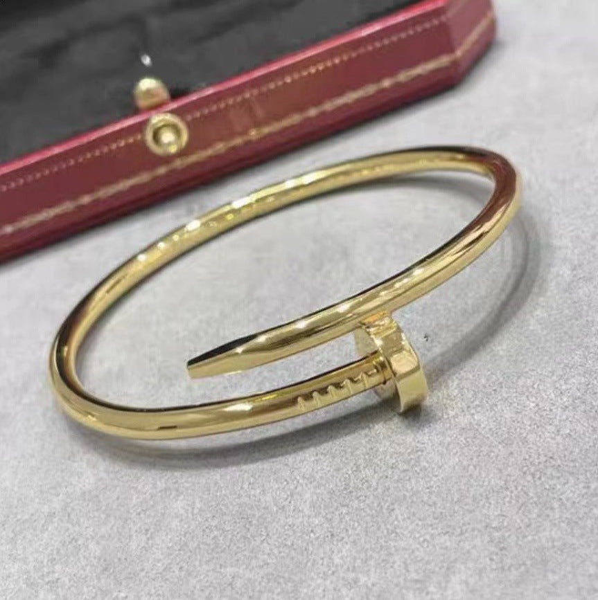 Thick Plating Head and Tail Diamond Bracelet