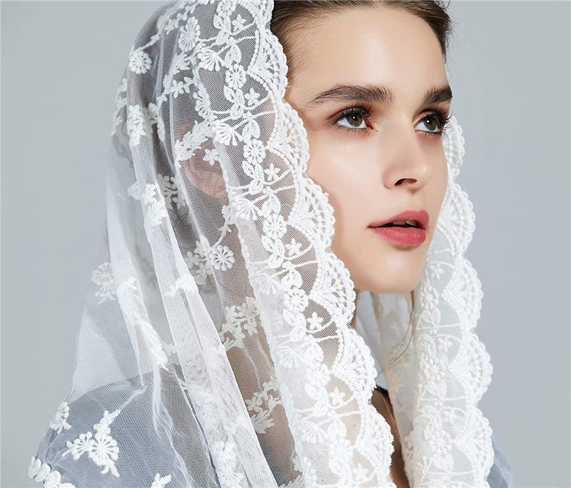 Lace Bridal Veil - Tech Tready