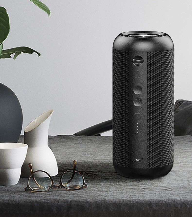 Waterproof bluetooth speaker - Tech Tready